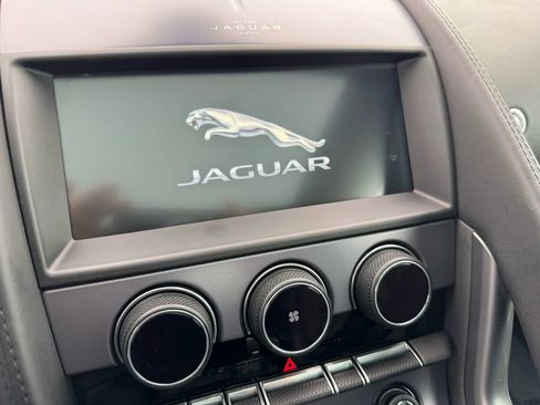 Used 2023 Jaguar F-TYPE Coupe image 33