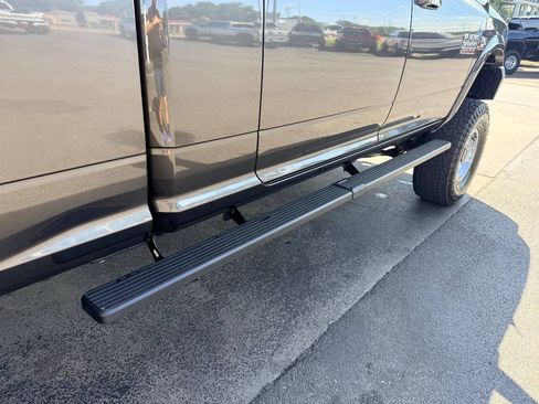 Used 2016 RAM 2500 Laramie w/ Convenience Group AWD/4WD image 16