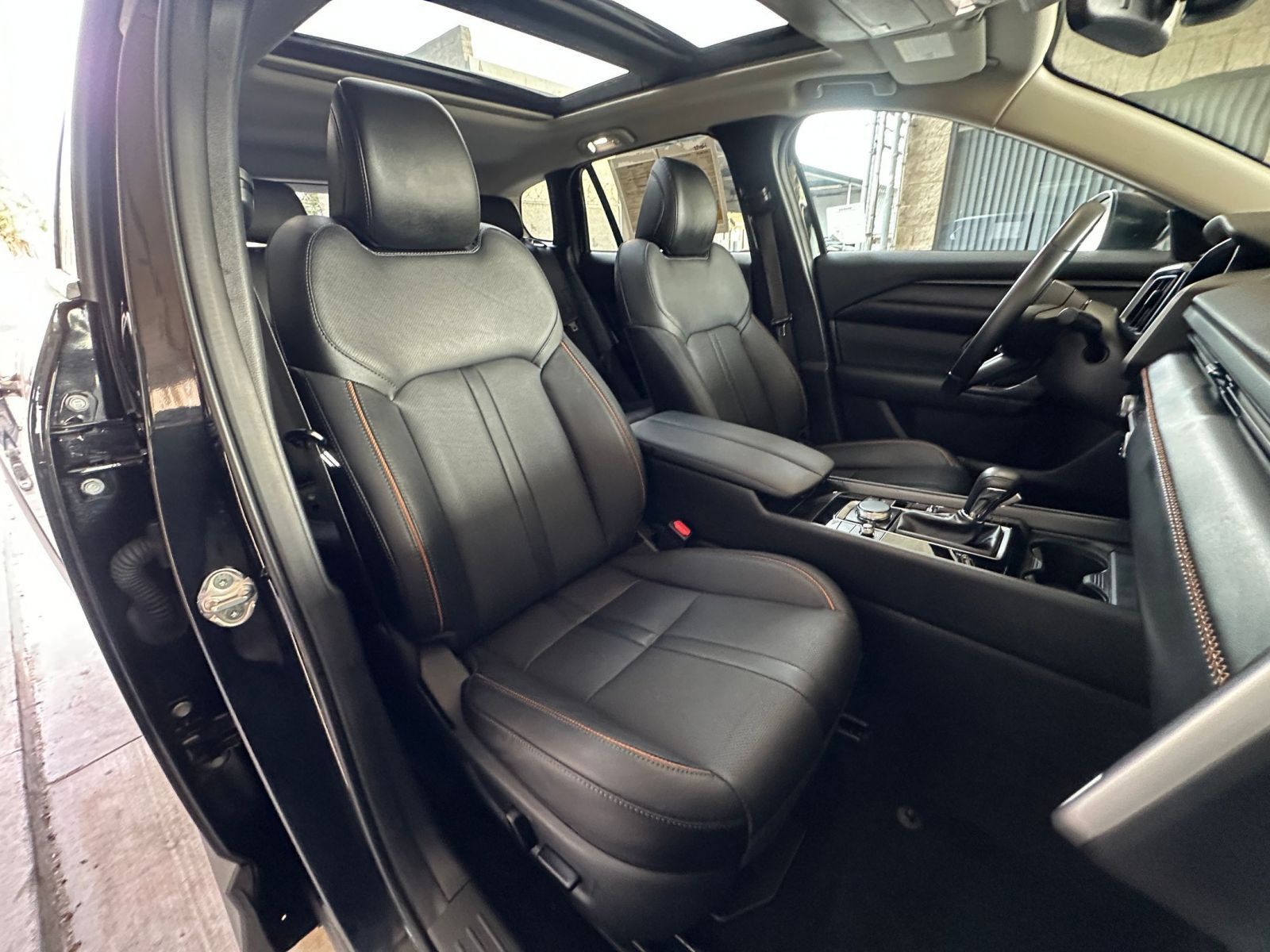 Used 2026 MAZDA CX-50 AWD 2.5 S w/ Premium Package image 37