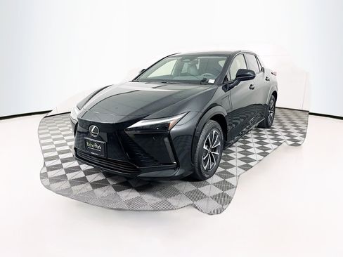 Used 2023 Lexus RZ 450e Premium w/ Technology Package AWD/4WD image 3