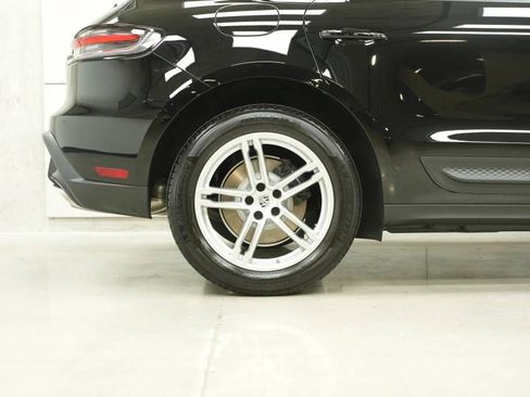 New 2026 Porsche Macan AWD/4WD image 37