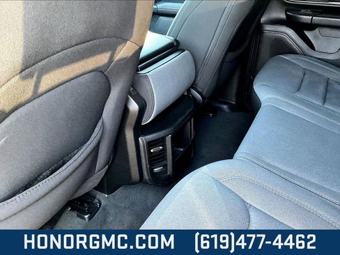 Used 2024 RAM 1500 Big Horn image 10