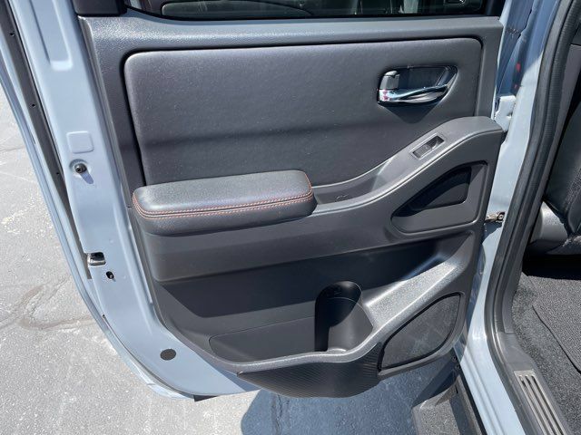 Used 2023 Nissan Frontier PRO-4X w/ Pro-4X Premium Package AWD/4WD image 16