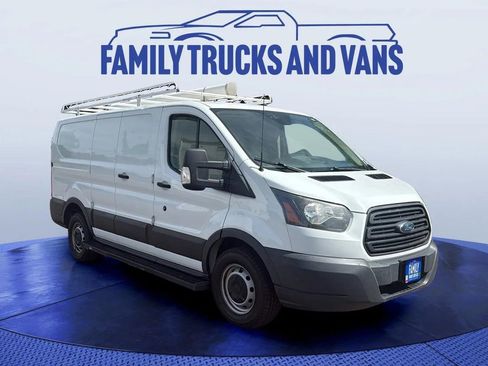Used 2017 Ford Transit 250 130 Low Roof image 7