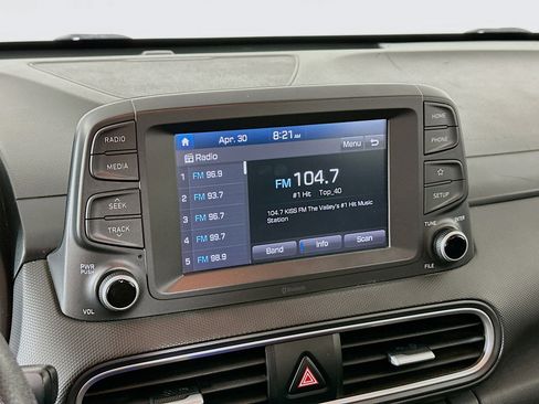 Used 2020 Hyundai Kona SE w/ Cargo Package FWD image 19