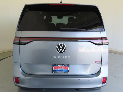 New 2025 Volkswagen ID. Buzz Pro S image 5