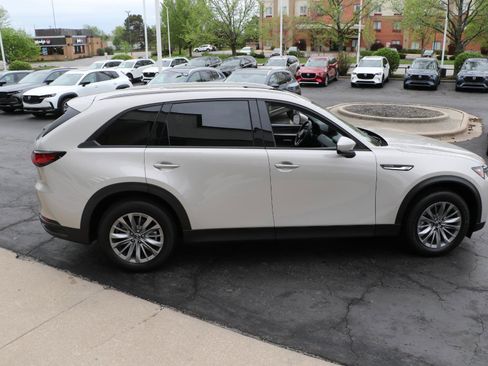 Certified 2025 MAZDA CX-90 3.3 Turbo w/ Preferred Package image 5