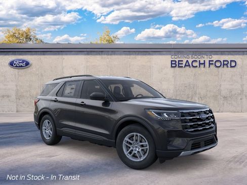 New 2026 Ford Explorer Active AWD/4WD image 7
