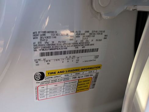 Used 2023 Ford Expedition Platinum image 37