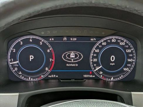 Used 2018 Volkswagen Atlas SEL Premium image 11