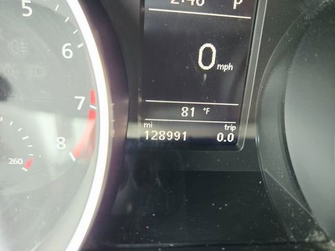 Used 2017 Volkswagen Jetta SE FWD image 22