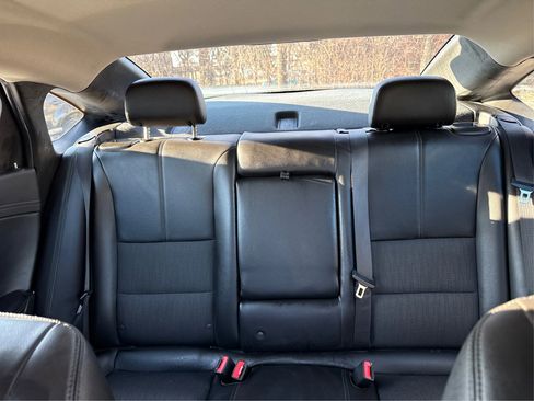 Used 2017 Chevrolet Impala LT w/ Convenience Package image 26