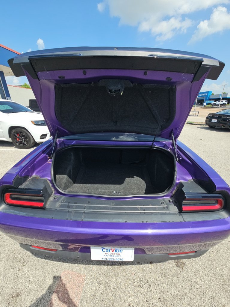 Used 2023 Dodge Challenger R/T w/ Blacktop Package RWD image 25
