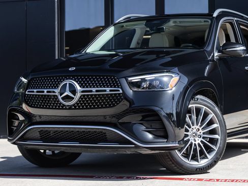 Used 2024 Mercedes-Benz GLE 350 4MATIC image 3