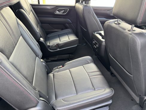 Used 2024 Chevrolet Tahoe RST w/ Luxury Package AWD/4WD image 21