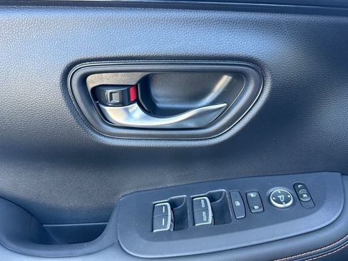 Certified 2025 Honda HR-V Sport image 13