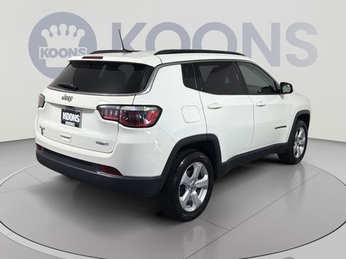 Used 2018 Jeep Compass Latitude w/ Popular Equipment Group AWD/4WD image 7
