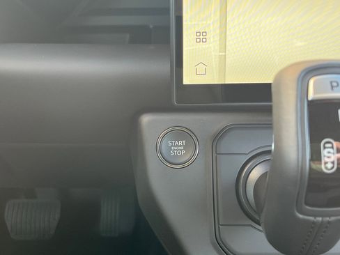 New 2026 Land Rover Defender 110 S image 29