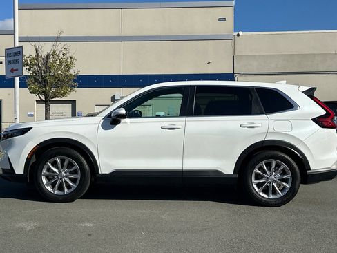 Used 2023 Honda CR-V EX-L image 7
