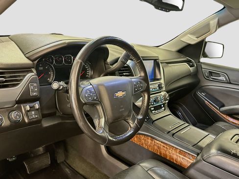 Used 2016 Chevrolet Suburban LTZ AWD/4WD image 18