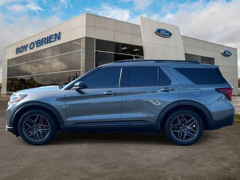 Certified 2025 Ford Explorer ST AWD/4WD image 2