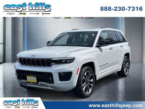 Certified 2022 Jeep Grand Cherokee Overland w/ Adv Protech Group III AWD/4WD image 7