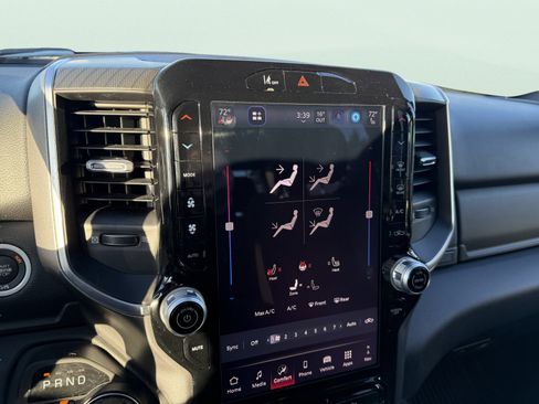 Used 2025 RAM 1500 Big Horn AWD/4WD image 19