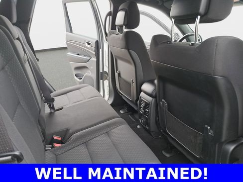 Used 2020 Jeep Grand Cherokee Laredo image 11