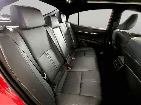 Used 2025 Toyota Camry XSE FWD image 20