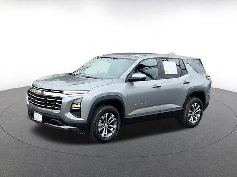 Used 2025 Chevrolet Equinox LT image 7