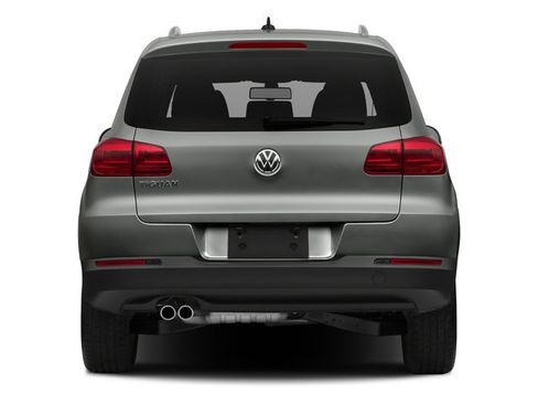 Used 2017 Volkswagen Tiguan S AWD/4WD image 5