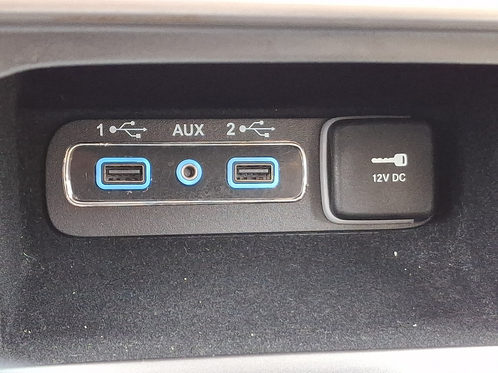 Used 2020 Jeep Grand Cherokee Limited AWD/4WD image 24