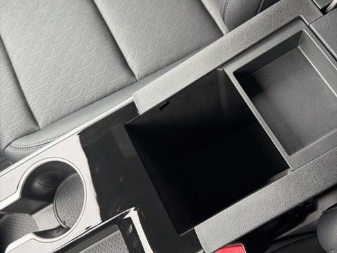 New 2026 Chevrolet Equinox LT w/ Convenience Package II AWD/4WD image 22