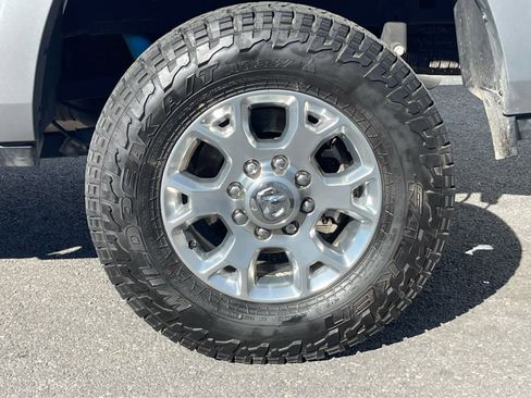 Used 2021 RAM 2500 Laramie image 13