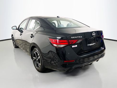 Used 2024 Nissan Sentra SV FWD image 8