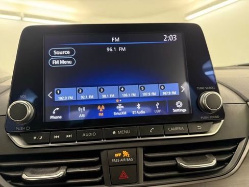 Used 2024 Nissan Altima 2.5 SV image 21