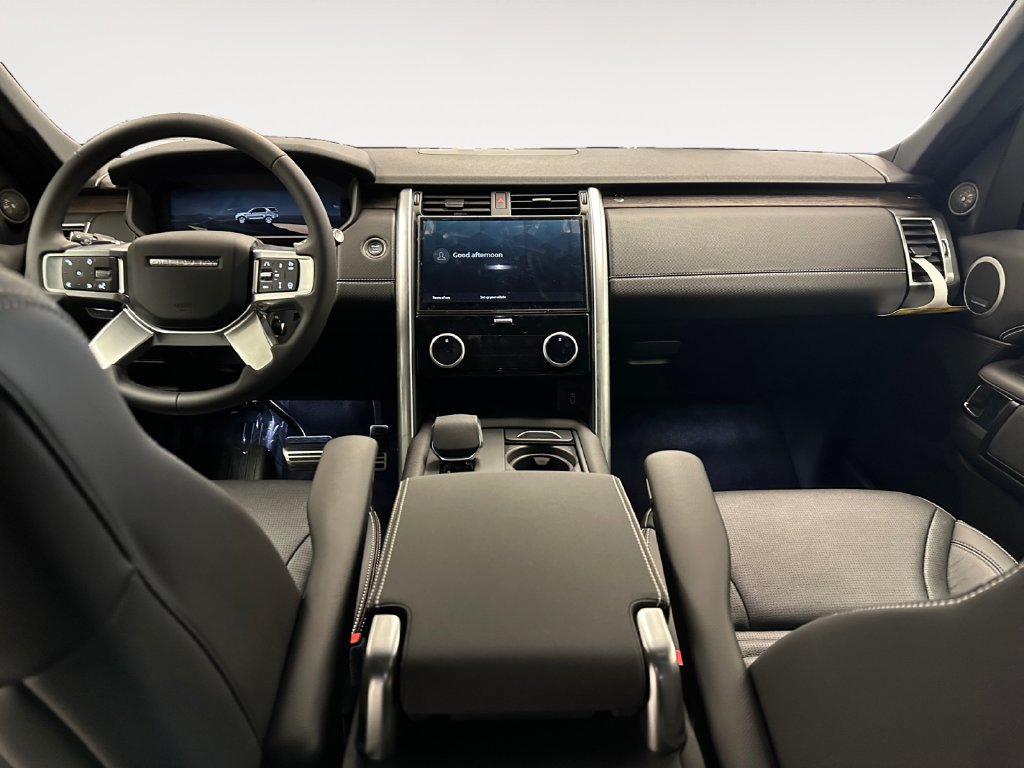 New 2026 Land Rover Discovery Dynamic SE AWD/4WD image 11