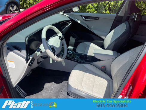 Used 2023 Kia Niro Wave w/ Wave Preserve Package FWD image 21