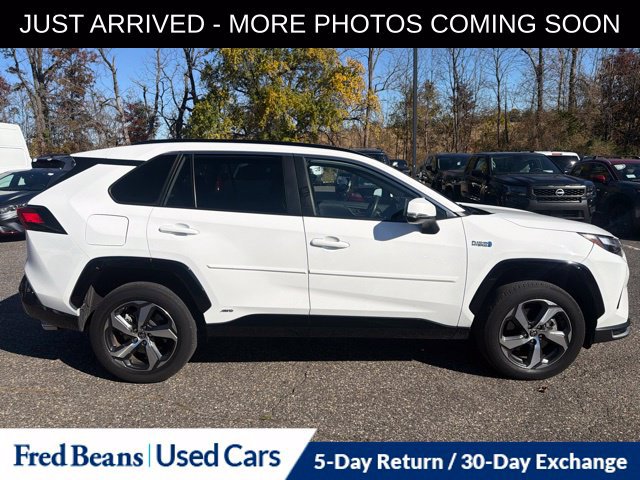 Used 2023 Toyota RAV4 SE w/ Weather & Moonroof Package AWD/4WD image 9