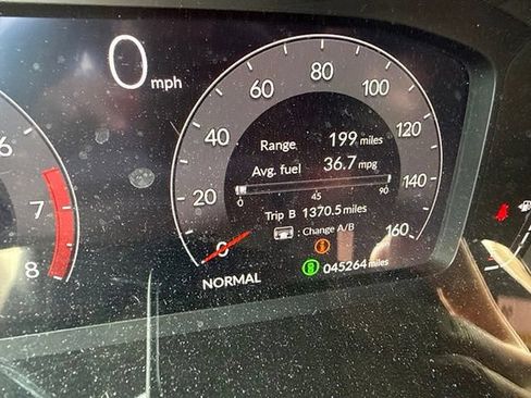 Used 2025 Acura Integra A-Spec FWD image 8