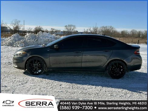 Used 2016 Dodge Dart SXT w/ Rallye Appearance Group image 2