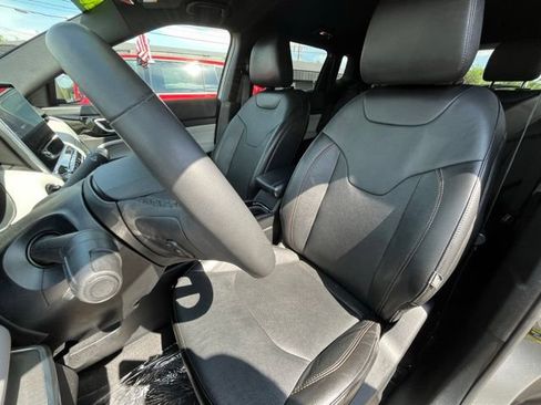 Used 2023 Jeep Compass Limited AWD/4WD image 15