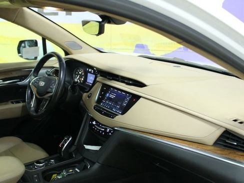 Used 2021 Cadillac XT5 Premium Luxury w/ Platinum Package image 11