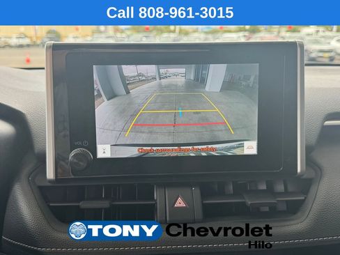 Used 2023 Toyota RAV4 XLE AWD/4WD image 17