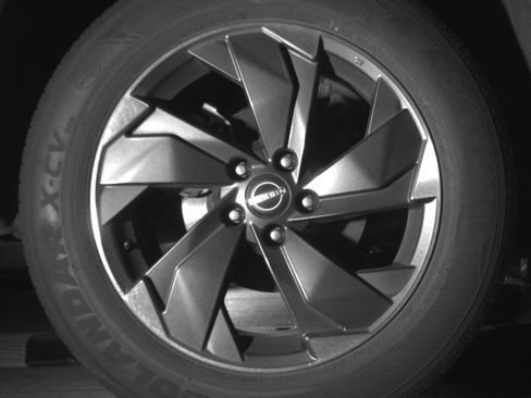 Used 2025 Nissan Rogue SV image 15