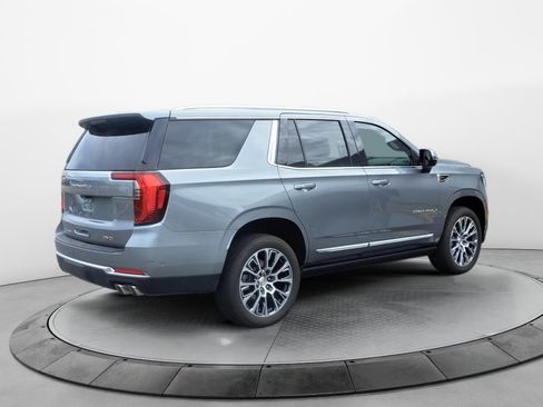 Used 2026 GMC Yukon Denali w/ Denali Reserve Package AWD/4WD image 6