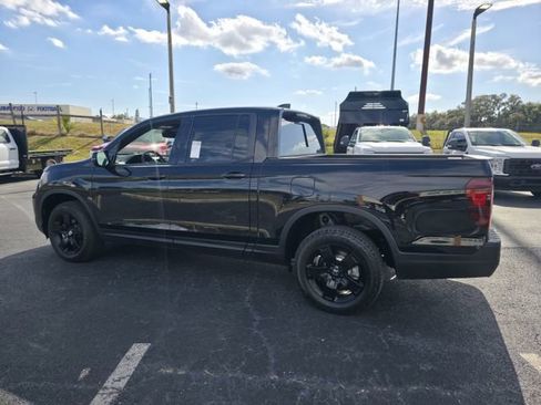 Used 2024 Honda Ridgeline Black Edition image 7