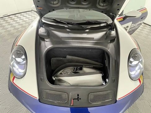 New 2023 Porsche 911 Dakar image 42