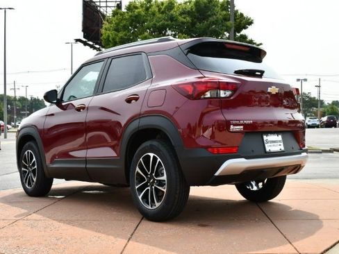 New 2025 Chevrolet TrailBlazer LT w/ Convenience Package image 8