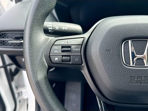 Used 2024 Honda HR-V LX image 8